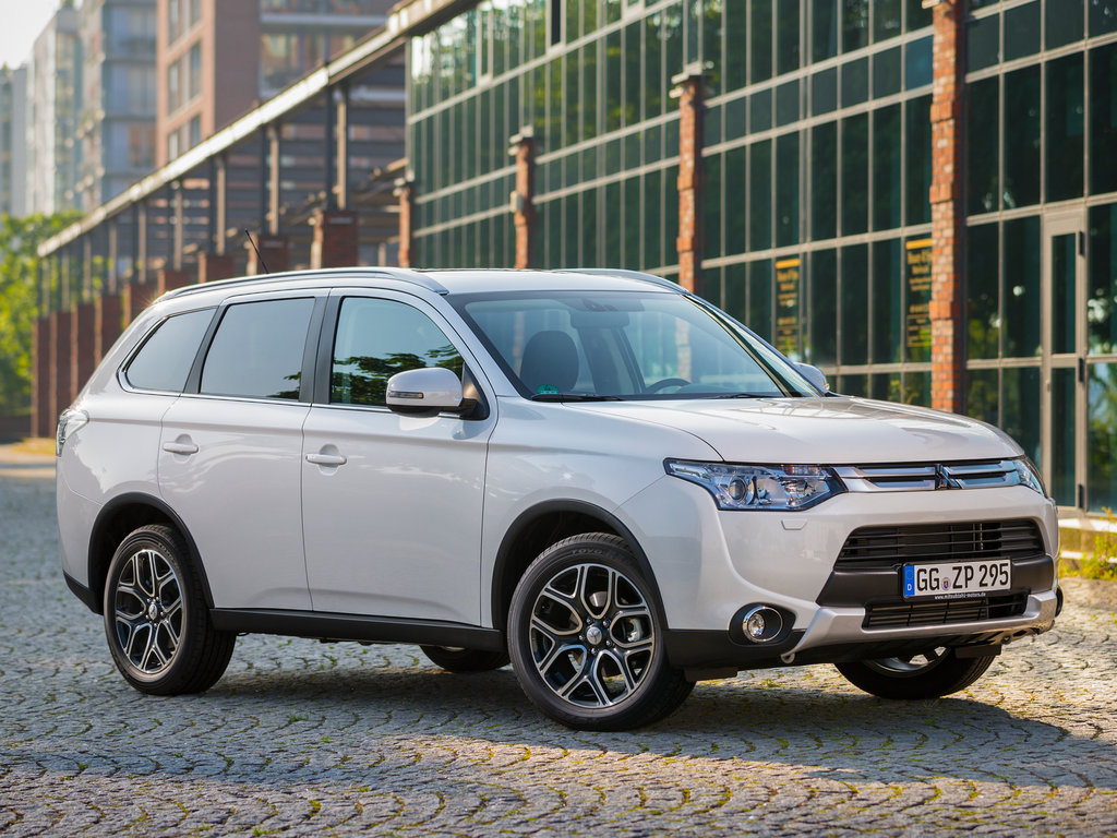 Mitsubishi Outlander 3 2014