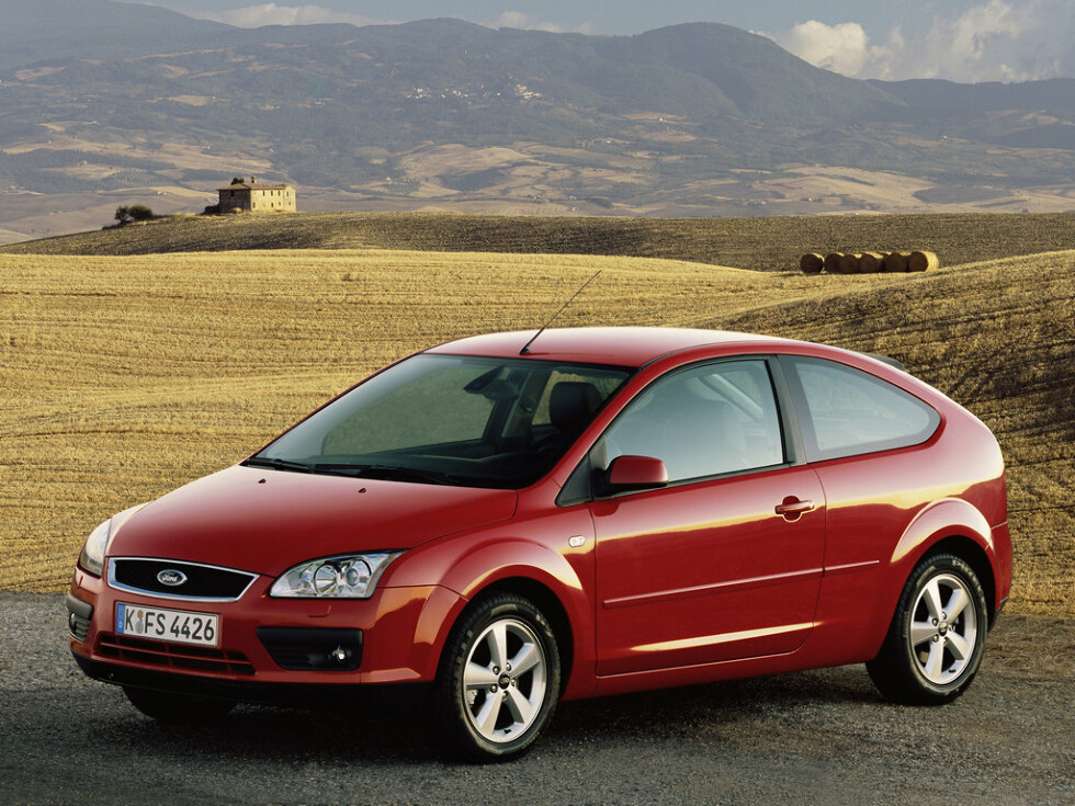 Коврики текстильные "Стандарт" для Ford Focus II (хэтчбек 5 дв / CB4) 2004 - 2008, черные, 5шт.